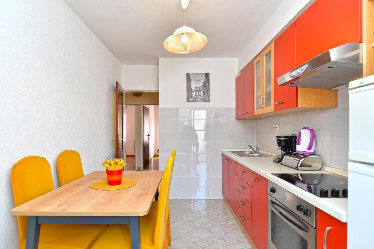 Apartments Milka 2074 Poreč Buitenkant foto